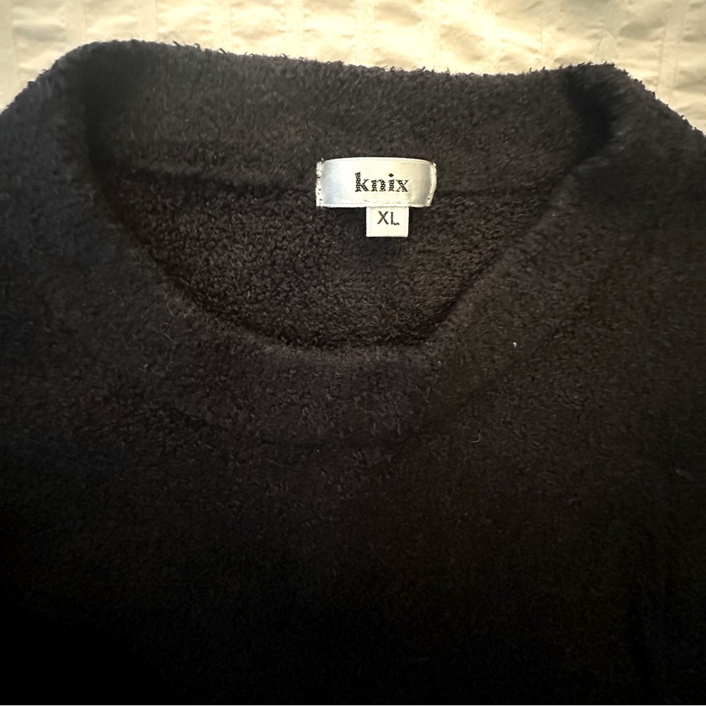 Knix crewneck long sleeve top